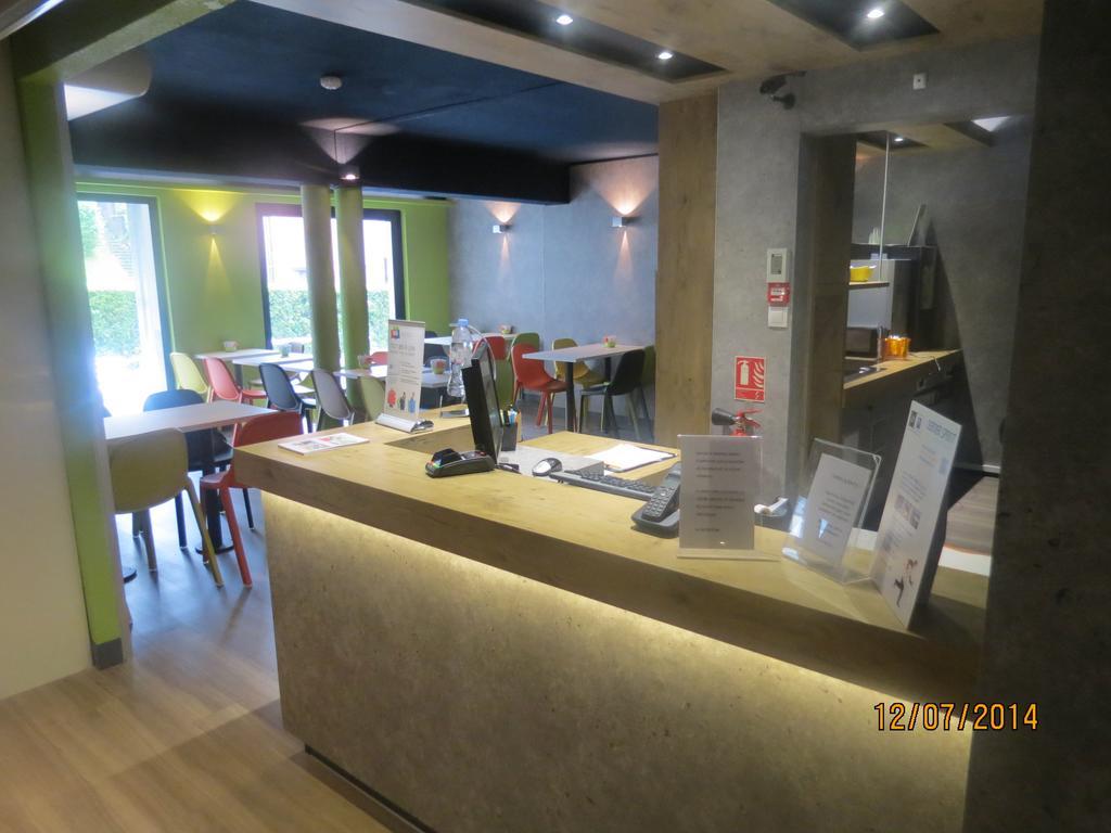 Ibis Budget Remiremont Esterno foto