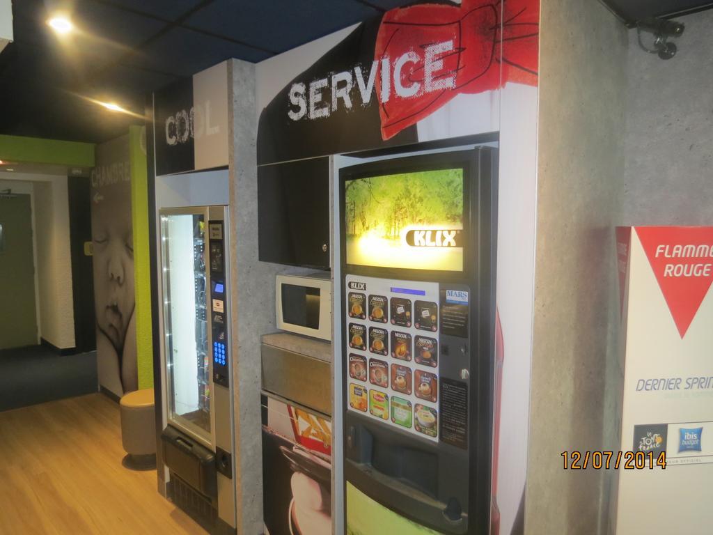 Ibis Budget Remiremont Esterno foto