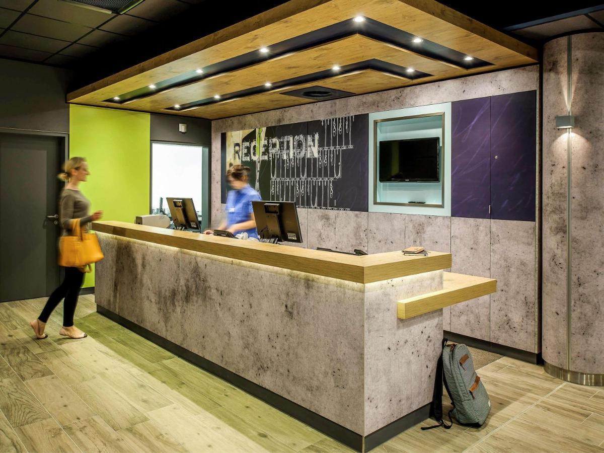 Ibis Budget Remiremont Esterno foto